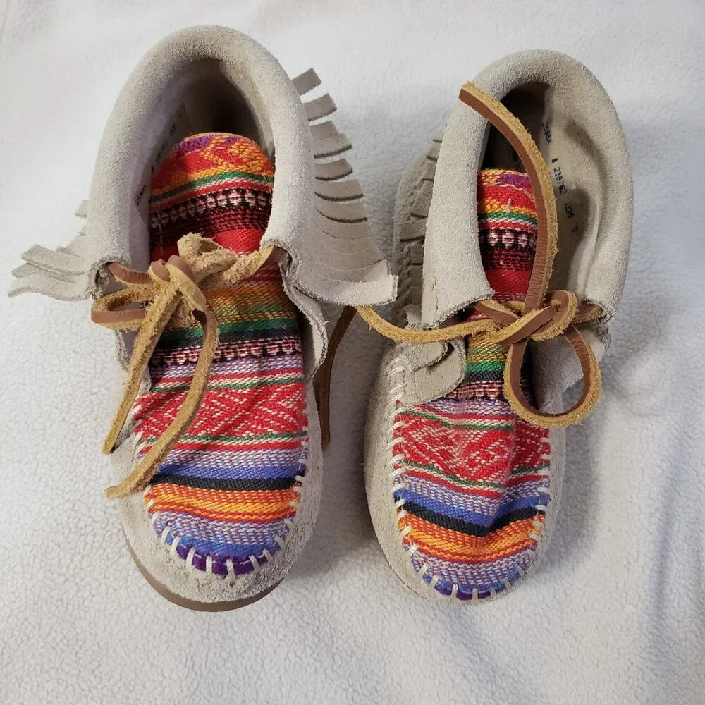 Minnetonka Kids Moccasins Shoes